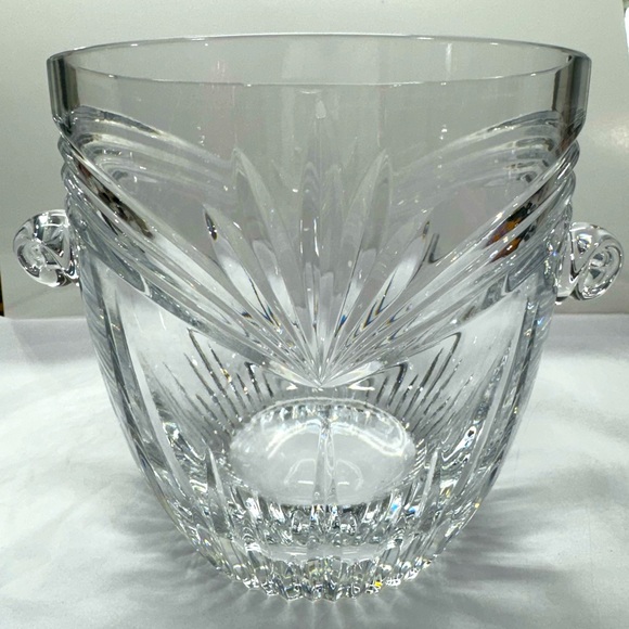 Vintage Marquis by Waterford Calais Crystal Ice Bucket With Handles Stunning! - Picture 1 of 8